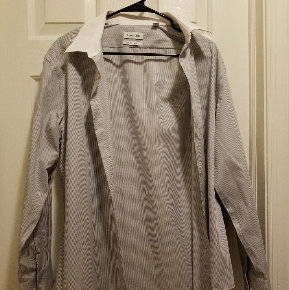 Calvin Klein Men's Button Down